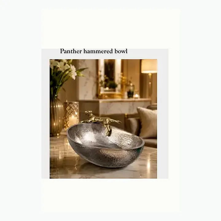 Panther hammered bowl detail
