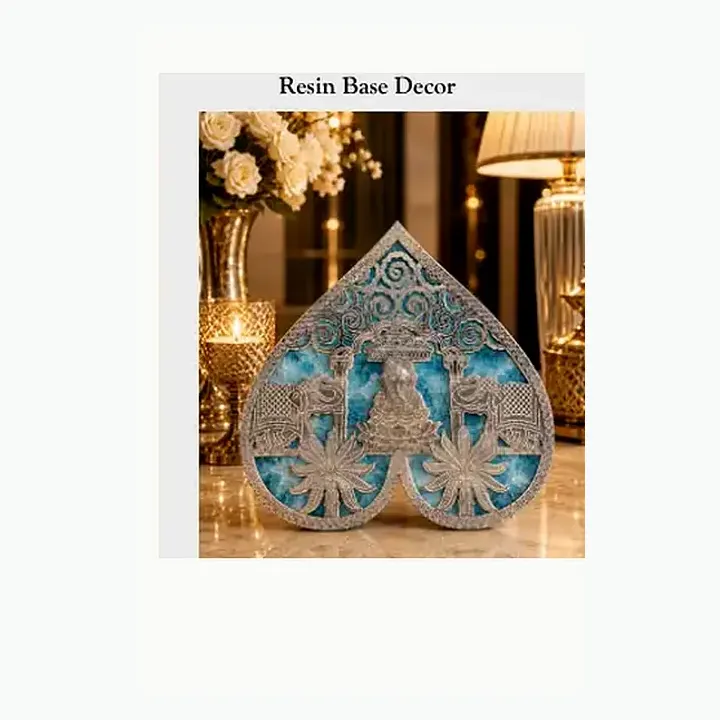 Resin Base Decor alternate view