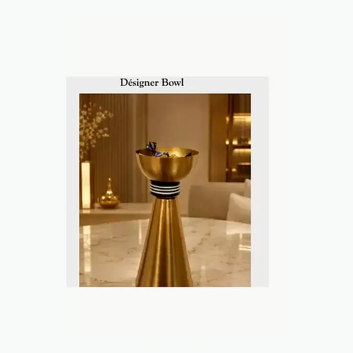 Désigner Bowl With Resin Base detail