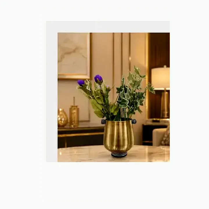 Designer Vases with Resin Base alternate view