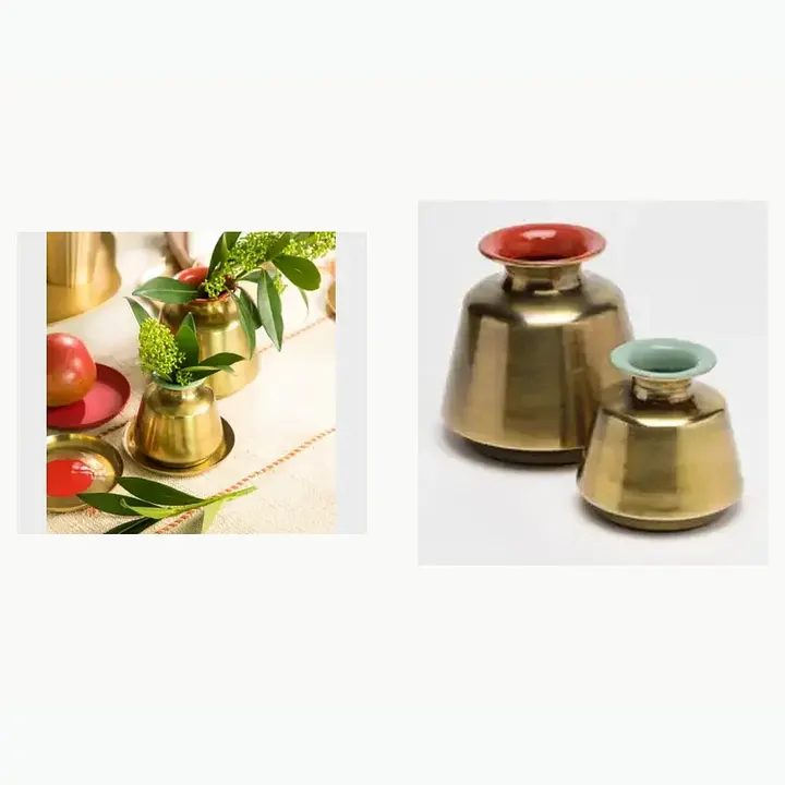 #5989 4.5X4.5X4.5 @490 Décor Bud Vase #5990 3.5X3.5X3.5 @350 Décor Bud Vase
