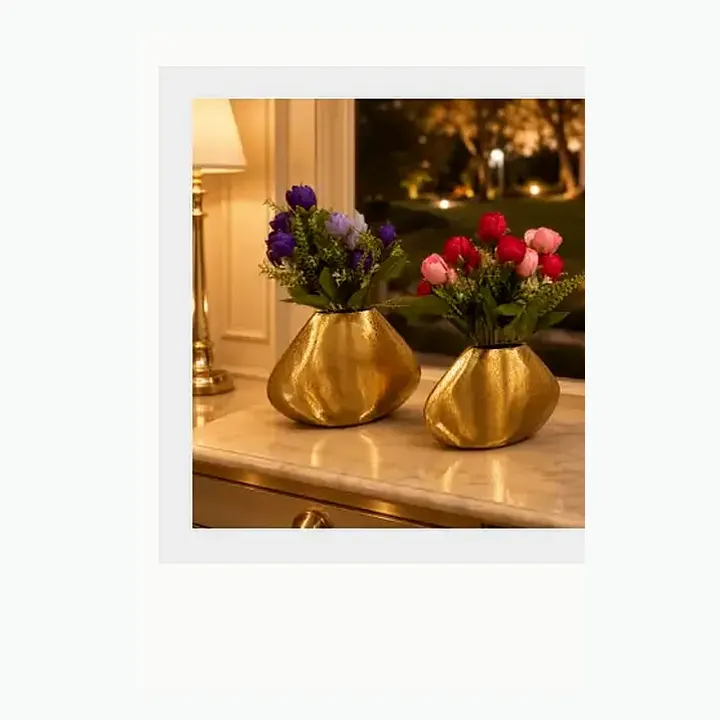 #5647 11X2.8X8 @895 #5648 10x2x6.5 @600 Metal Décor Planter alternate view