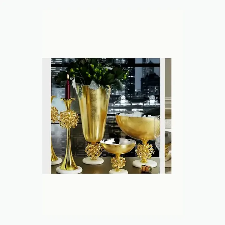 Gold Tabletop & Candle Décor Collection detail