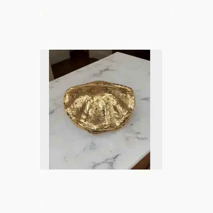 Shell Storage Box detail