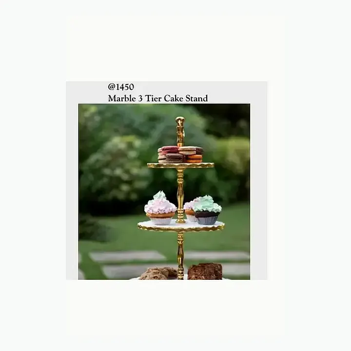 Marble 2 Tier Cake Stand detail