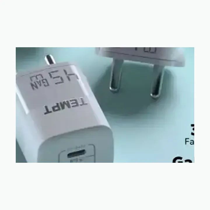 ELITE GaN³ Fast Charger alternate view